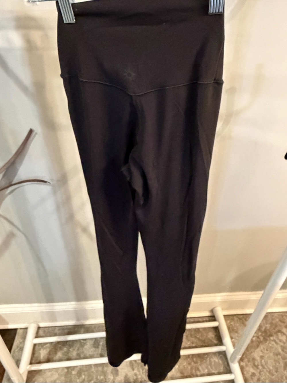 aerie offline Black Crossover High-Waist flare Leggings size small - Picture 4 of 8